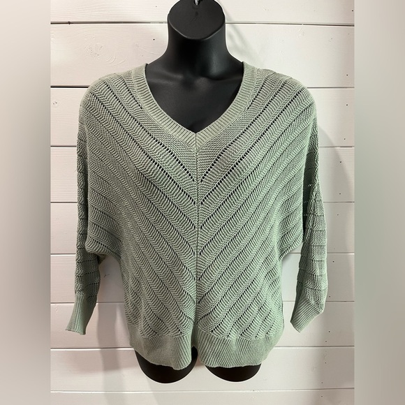 💚OPEN KNIT CHEVRON SWEATER – Light Sage Green (L) - Picture 1 of 11